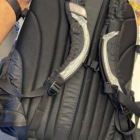 The North Face Silver & Black Backpack
Product Line - Borealis Good Condition - Picture 3 of 3